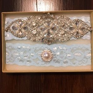 Light blue garter set